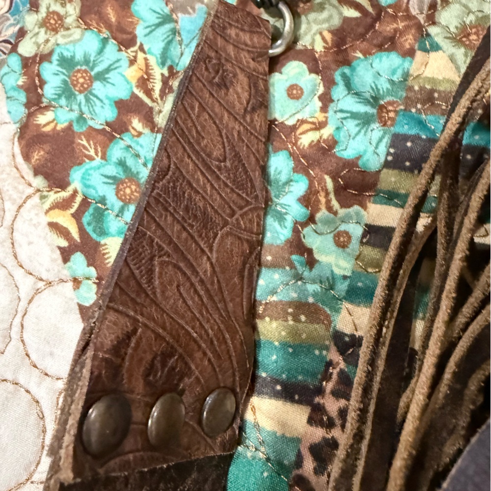 Keep it Gypsy recycled leather and serape bag - Picture 8 of 11